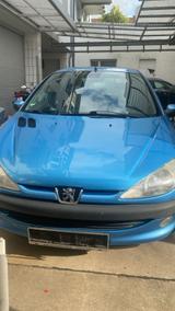 Peugeot 206 (Benziner, Schaltgetriebe) - 5... - Peugeot Gebrauchtwagen von 2000