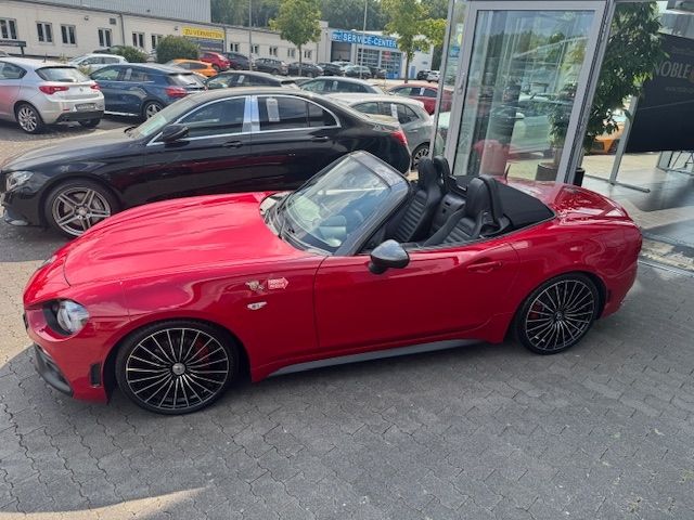 Fahrzeugabbildung Abarth 124 Spider NAVI KLIMA LED LEDER ALU