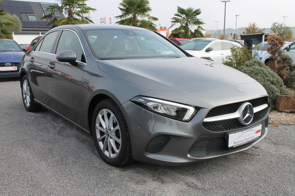 Image of Mercedes-Benz A 220
