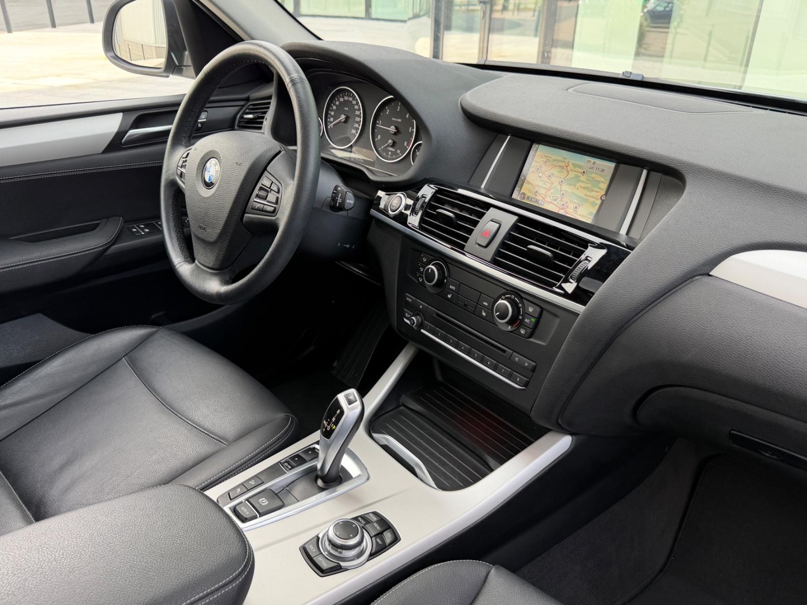 BMW X3 xDrive 20d PANO Automatik NAVI SHZ Klimaauto