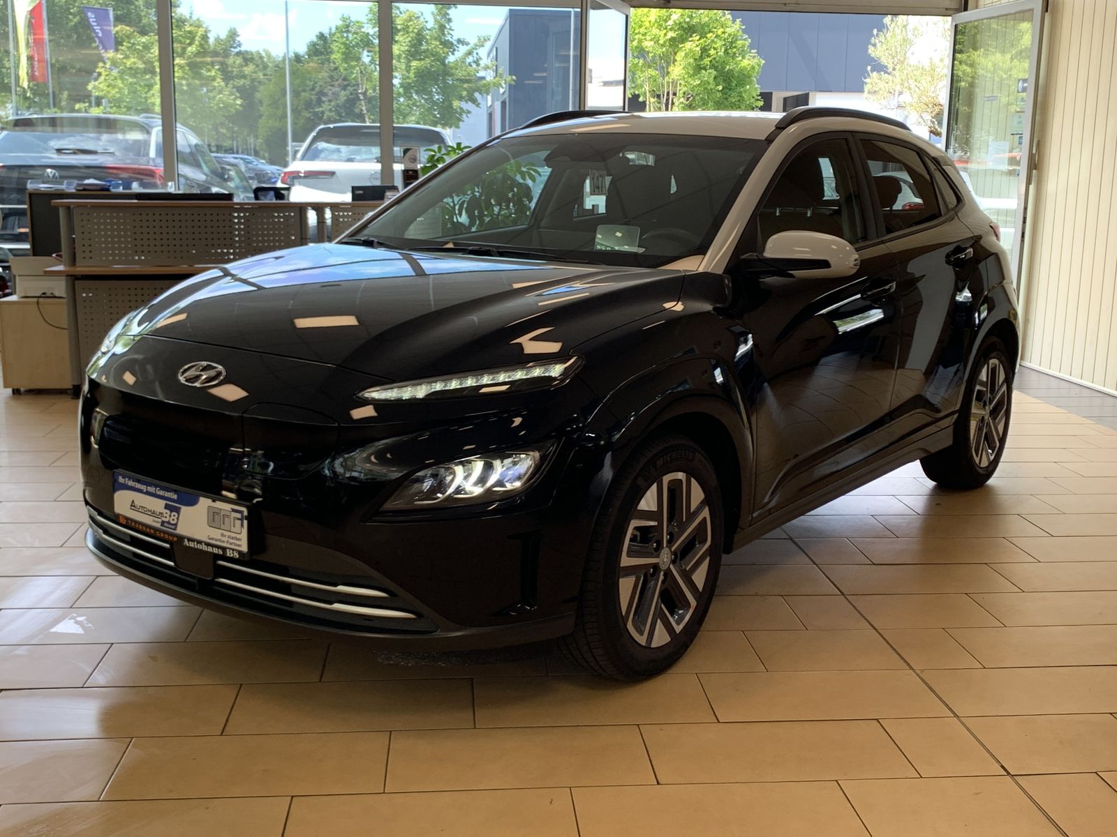 Hyundai Kona Trend*SHZ*WMP*HUD*Cam*ACC*Tempo*Kyless*LED