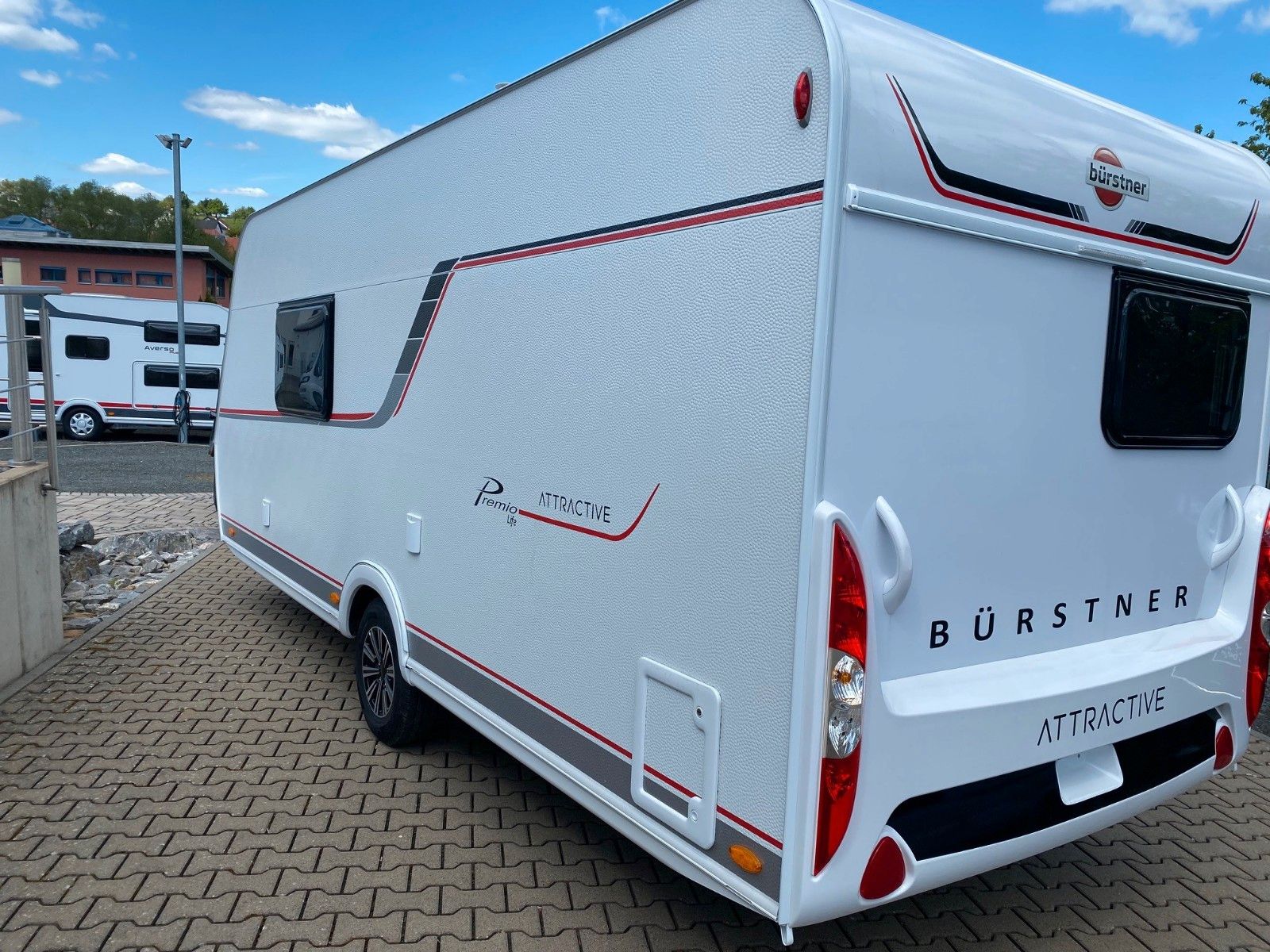 Fahrzeugabbildung Bürstner Premio Life 480 TS Attractive*1500Kg*Paket1+2