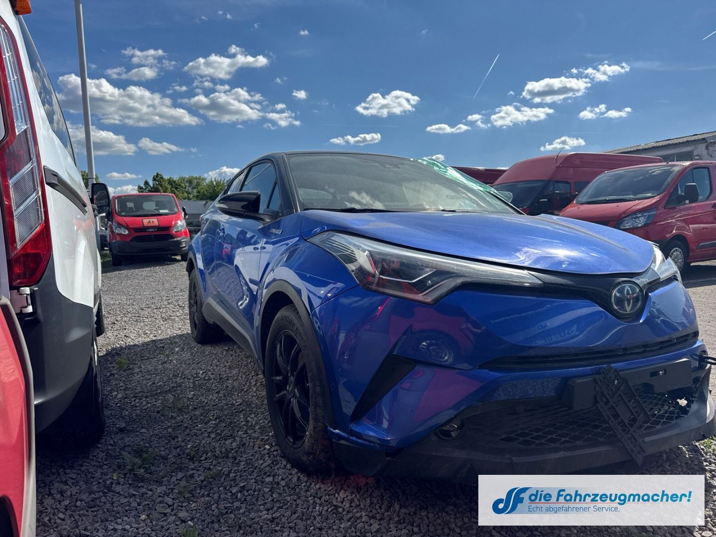 Fahrzeugabbildung Toyota C-HR Hybrid Style Selection 1.8 EU6d-T *TOTALSCH