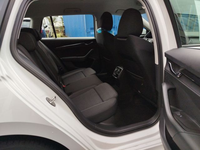 Fahrzeugabbildung SKODA Octavia Combi Ambition OCT.COM iV AMB