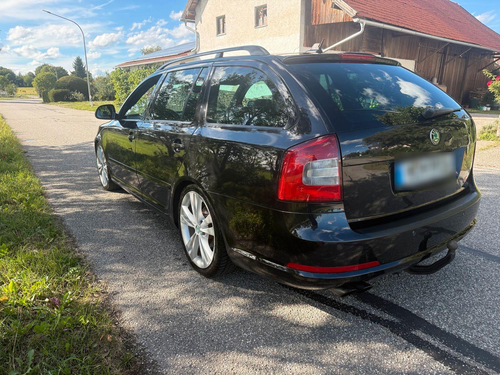 Skoda Octavia 2011 — photo 7