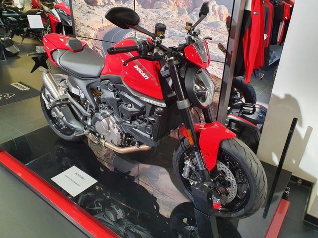 Ducati Monster + #SOFORT