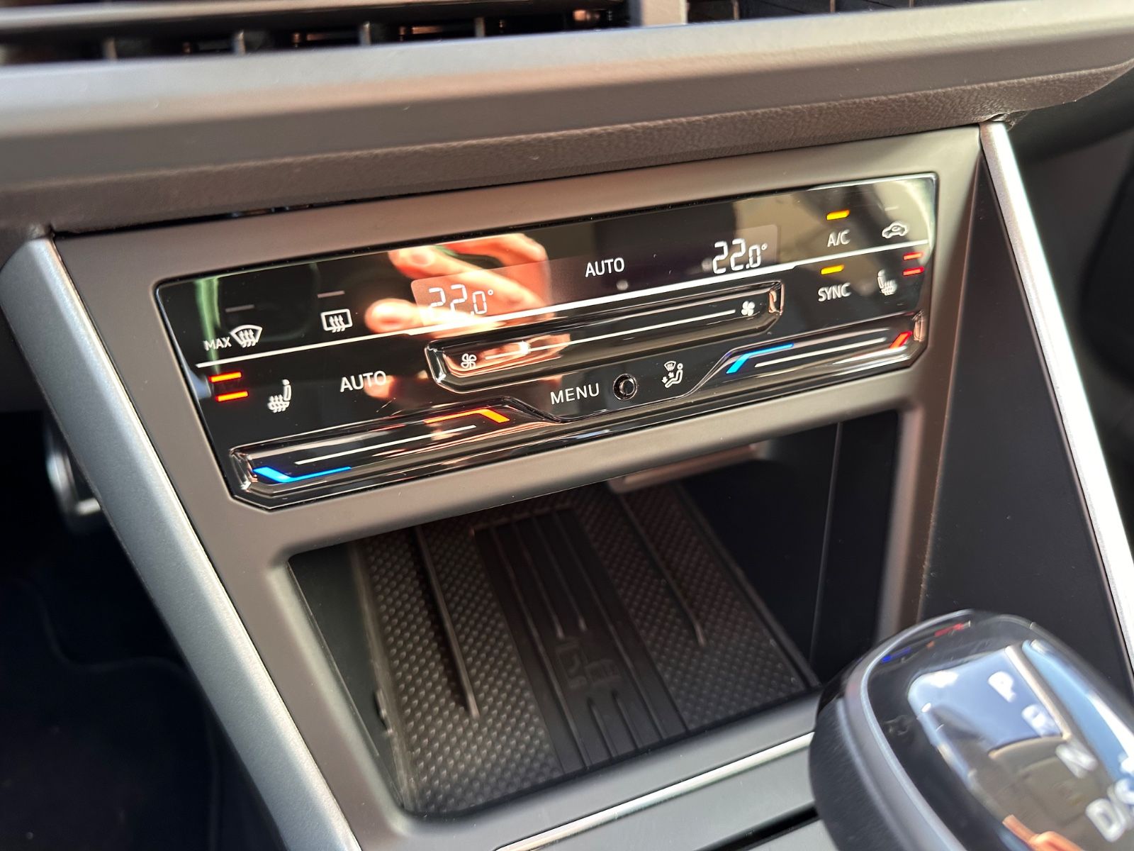 Fahrzeugabbildung Volkswagen Polo 1.0 TSI Goal DSG ACC/APP/GJR/LED/PDC