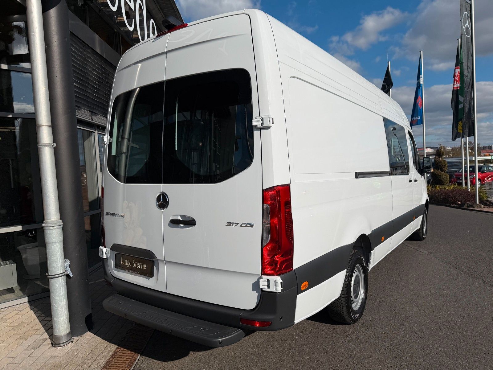 Fahrzeugabbildung Mercedes-Benz Sprinter 317 CDI Mixto/DoKa Standheizung