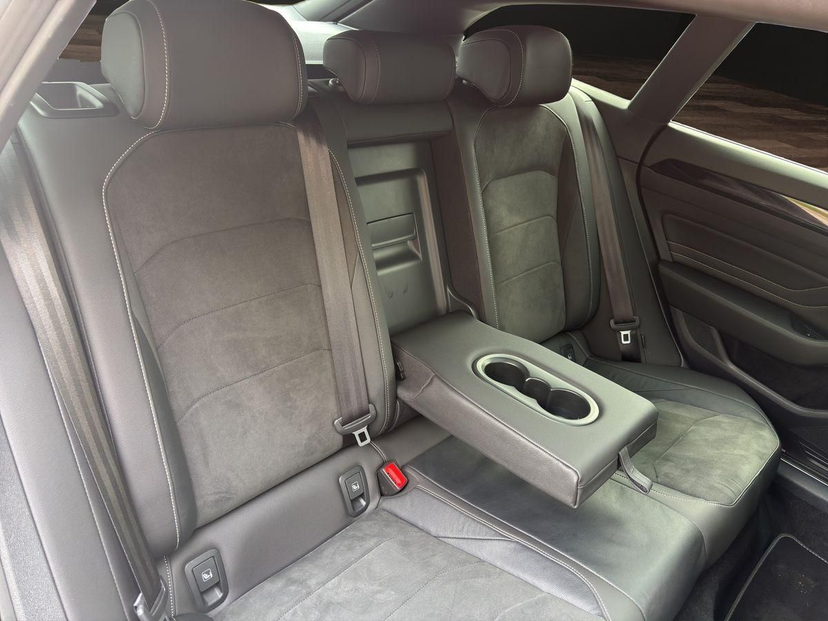 Arteon R-Line 2.0 TDI DSG MATRIX-LED AHK PANO RF