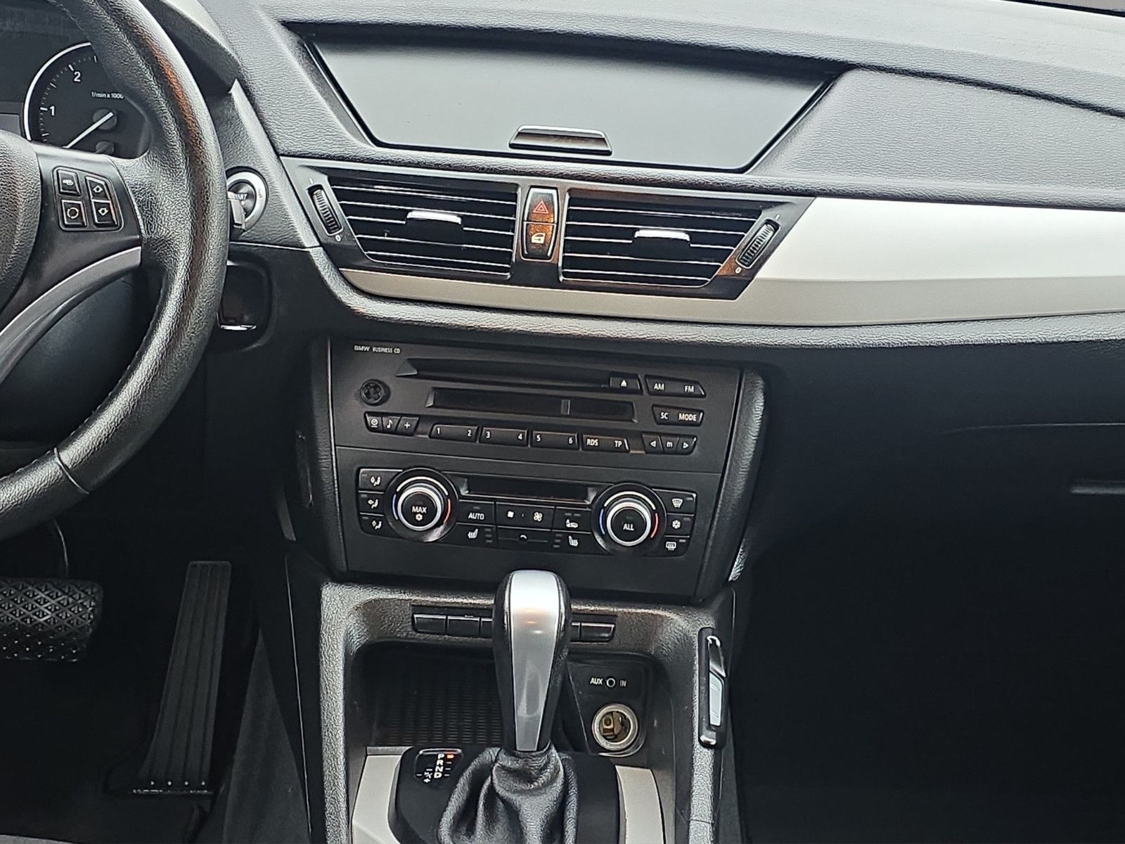 Fahrzeugabbildung BMW X1 20 d sDrive/AUTOMATIK/KLIMA