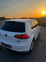 Volkswagen Golf VII TÜV Neu! Zahnriemen+Inspektion Neu! - Volkswagen Golf: Zahnriemen V