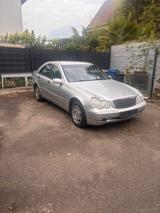 Mercedes-Benz Mercedes C180 w203 niedrige km - Mercedes-Benz W203