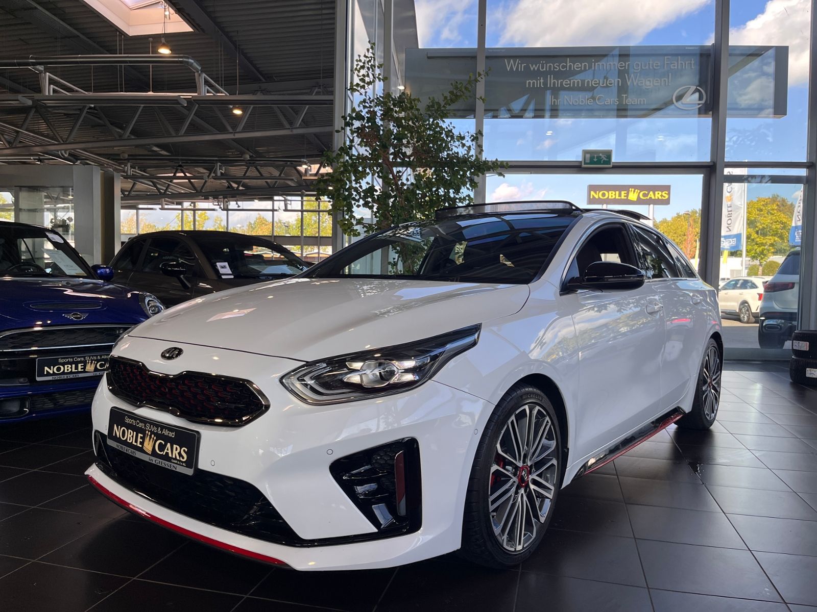 Fahrzeugabbildung Kia ProCeed GT AHK PANO KLIMA LED NAVI ALU