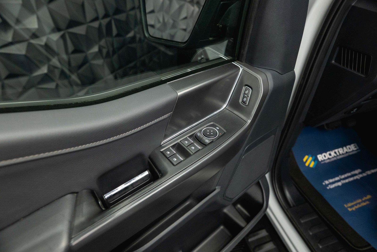 Fahrzeugabbildung Ford F150 3.5L V6 PowerBoost RAPTOR Twin-Turbo 4x4