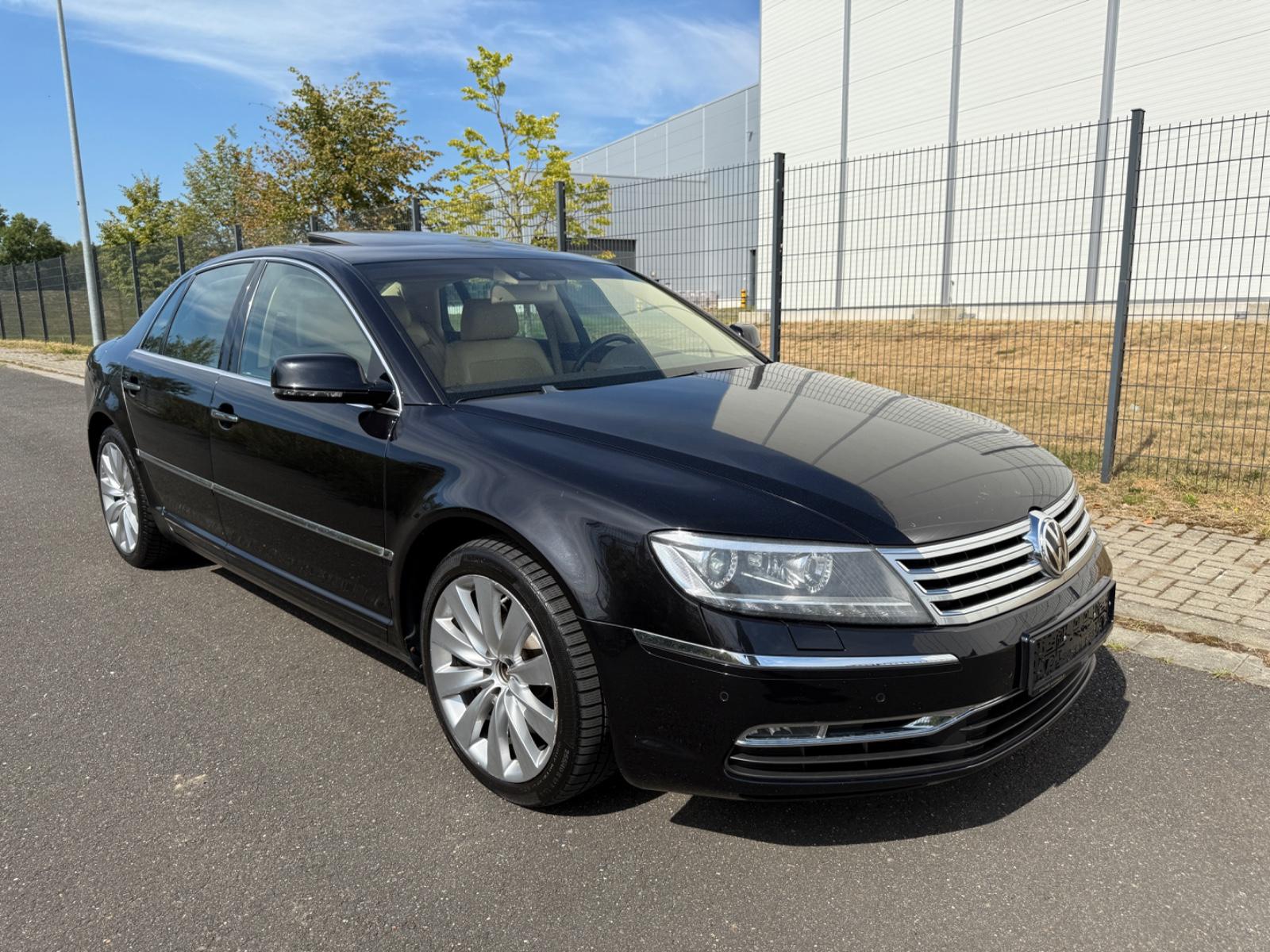 Volkswagen Phaeton 3.0 V6 TDI 4Motion*Dynaudio*Schiebedach*