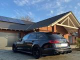 Audi RS6 4.0 TFSI cod tiptronic quattro Carbon - Audi RS6: Schwarz