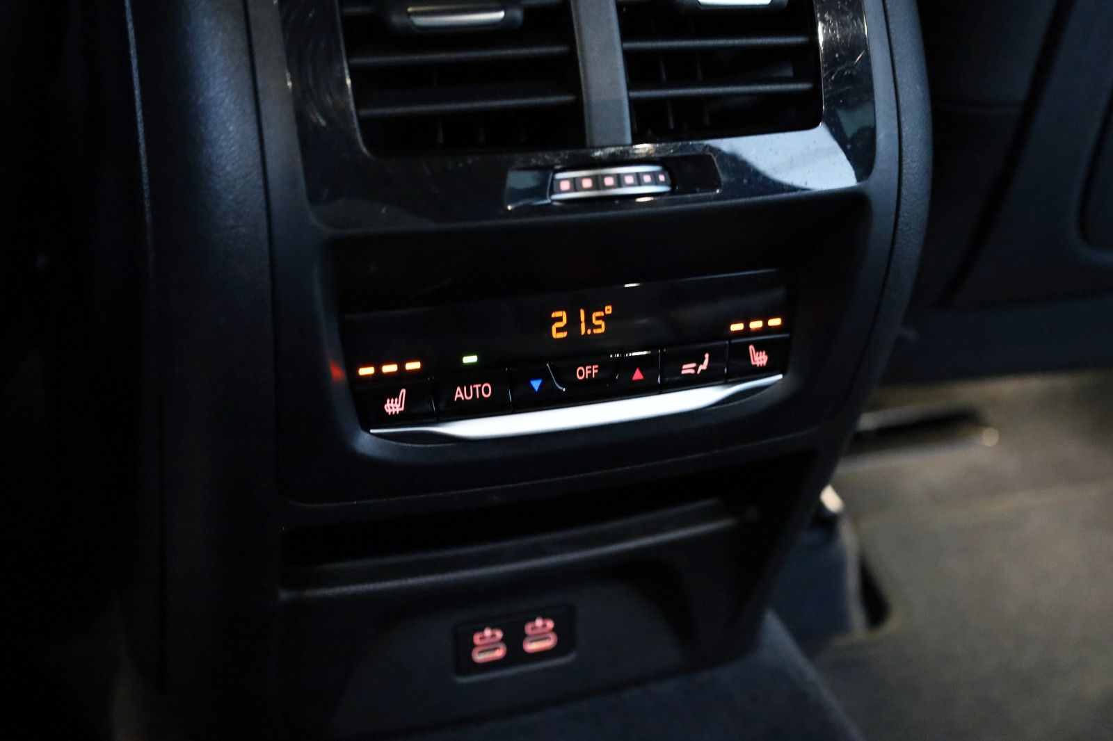 Fahrzeugabbildung BMW X3 xDrive 30d M Sport Leder,Navi,LED,Panorama,SH