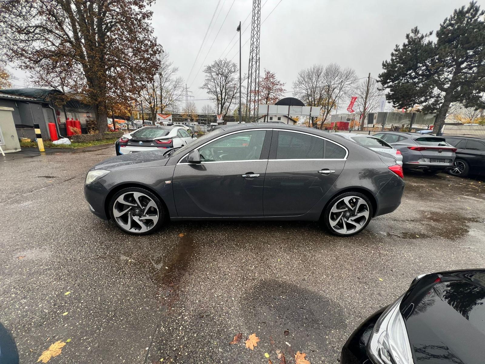 Opel Insignia A Lim. Innovation 4x4*Leder*Navi*Xenon