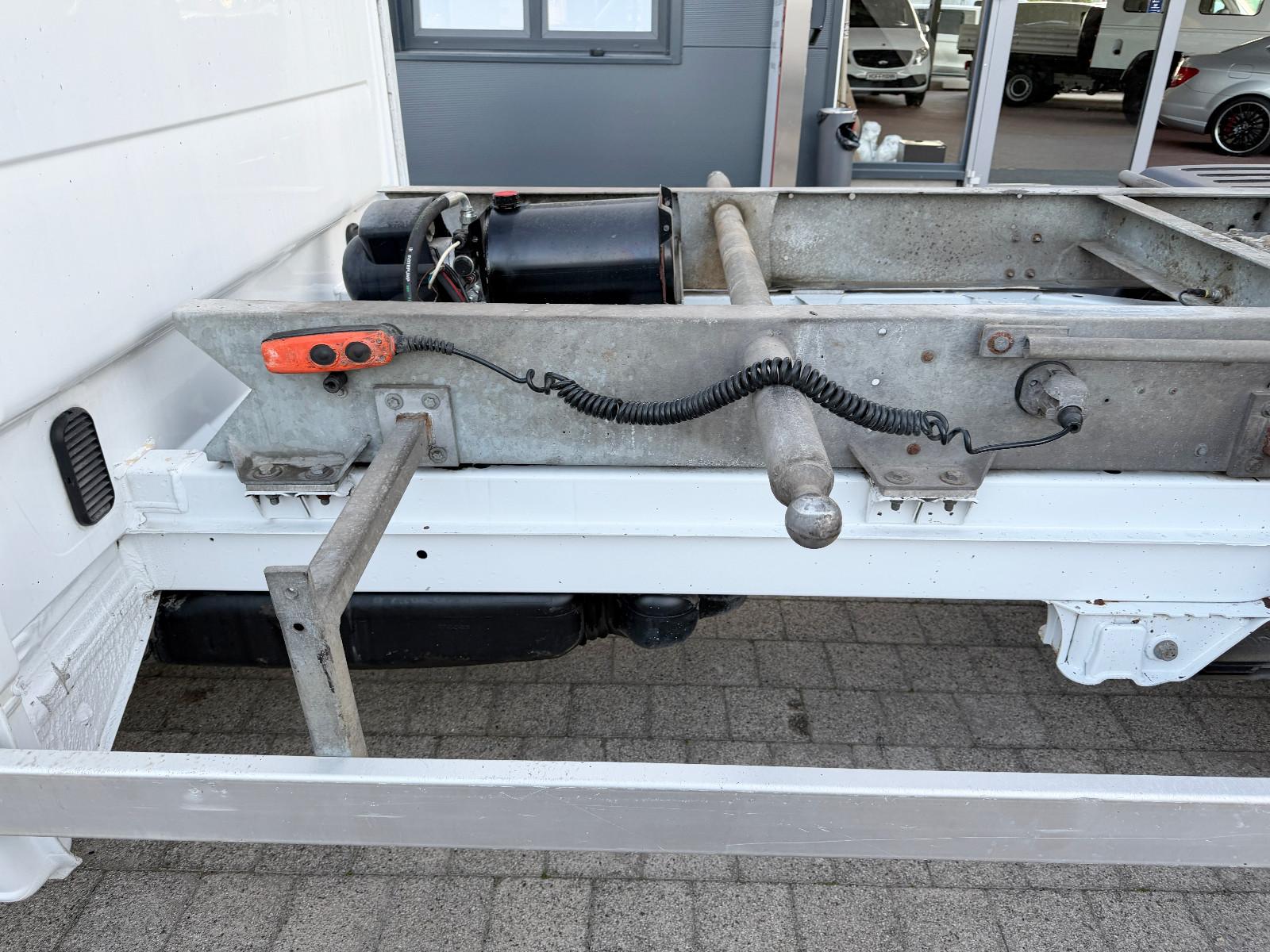 Mercedes-Benz Sprinter 514 CDI 5t Dreiseiten Kipper Zwilling