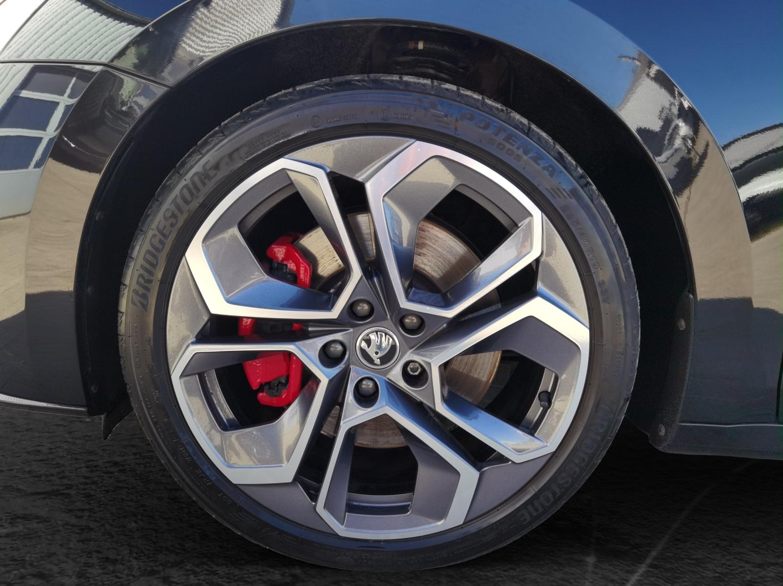 Skoda Octavia Combi RS 2.0 TSI DSG 180 kW Navi LED Ka, миниатюра 6