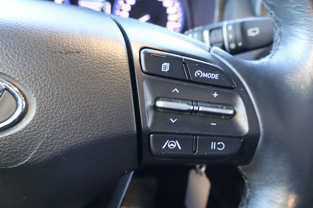 Hyundai Kona Select 1.0 T-GDI CARPLAY+LANE+KAM+ALU