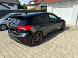 Ford Focus 2,3 EcoBoost ST Styling-Paket - Ford Focus: Styling