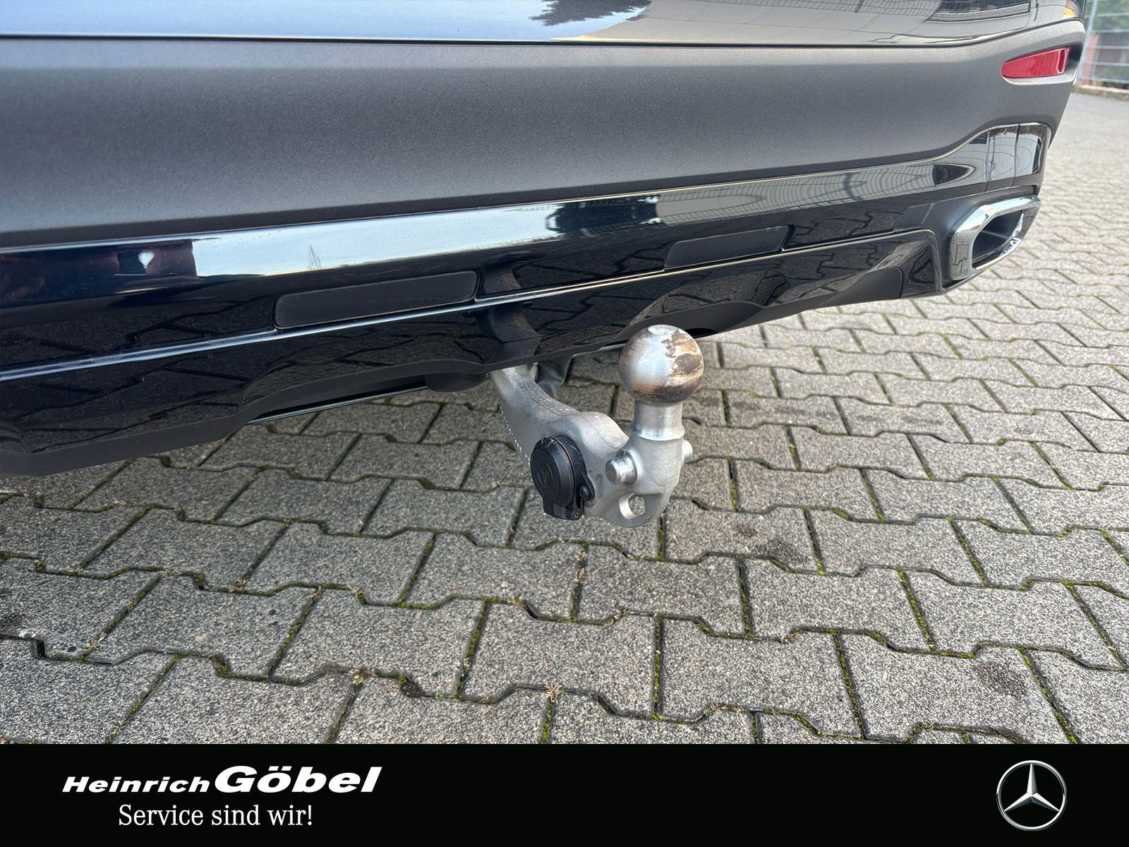 Fahrzeugabbildung Mercedes-Benz GLC 300 d 4M AMG*PANO*AHK*20ZOLL*360°KAM*DISTRON