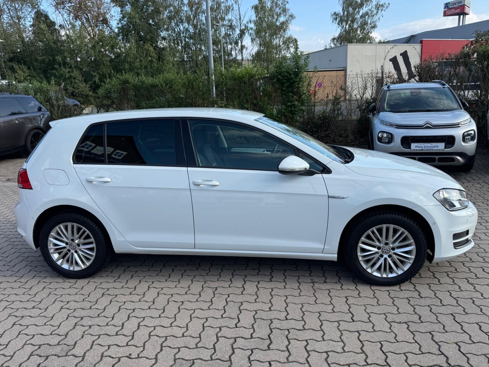 Volkswagen Golf VII Lim. Cup,TÜV/AU 03/28,Aus 2.Hand,erst82