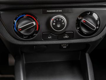 Hyundai i10 1.0 Edition 30+ Kamera Spurhalteassistent