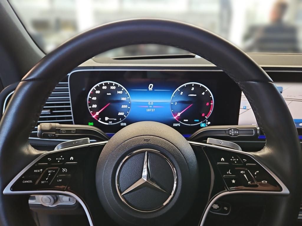 Fahrzeugabbildung Mercedes-Benz GLE 300 d 4M AHK Pano SDHZ Sitzklima Airmatic