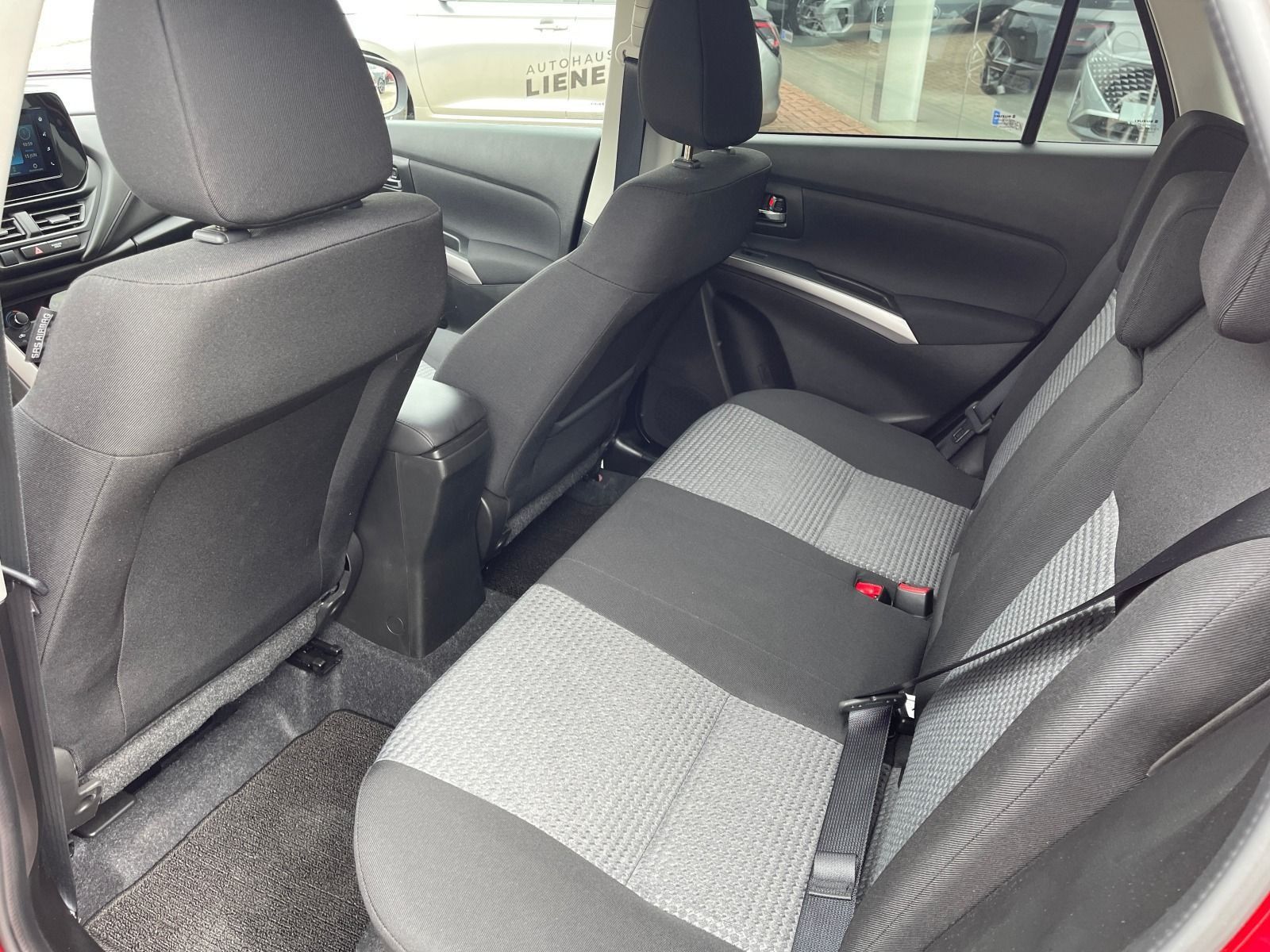 Fahrzeugabbildung Suzuki S-Cross 1.5 Hybrid Comfort Automatik/AHK/Allwett