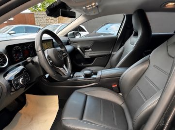 Mercedes A 180 - 9