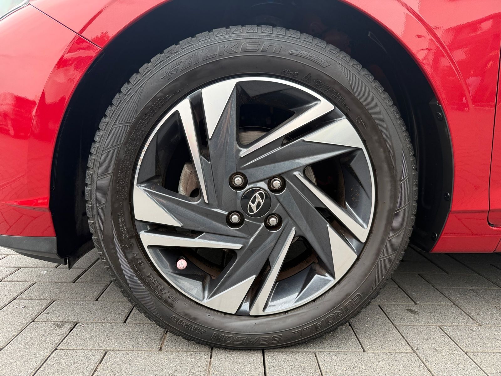 Fahrzeugabbildung Hyundai i20 1.2 Pure 1.HAND DAB TEMPO