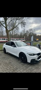 BMW Bmw F30 320i+ M Packet ( Deutsches Fahrzeug ) - BMW 320: De