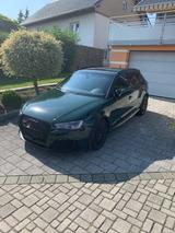 Audi RS3 2.5 TFSI S tronic quattro Sportback TOP - Audi RS3: Schwarz
