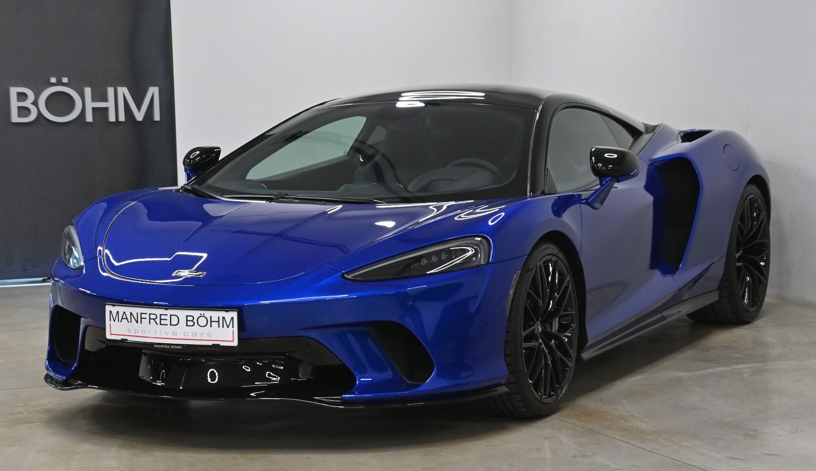 MCLAREN GT