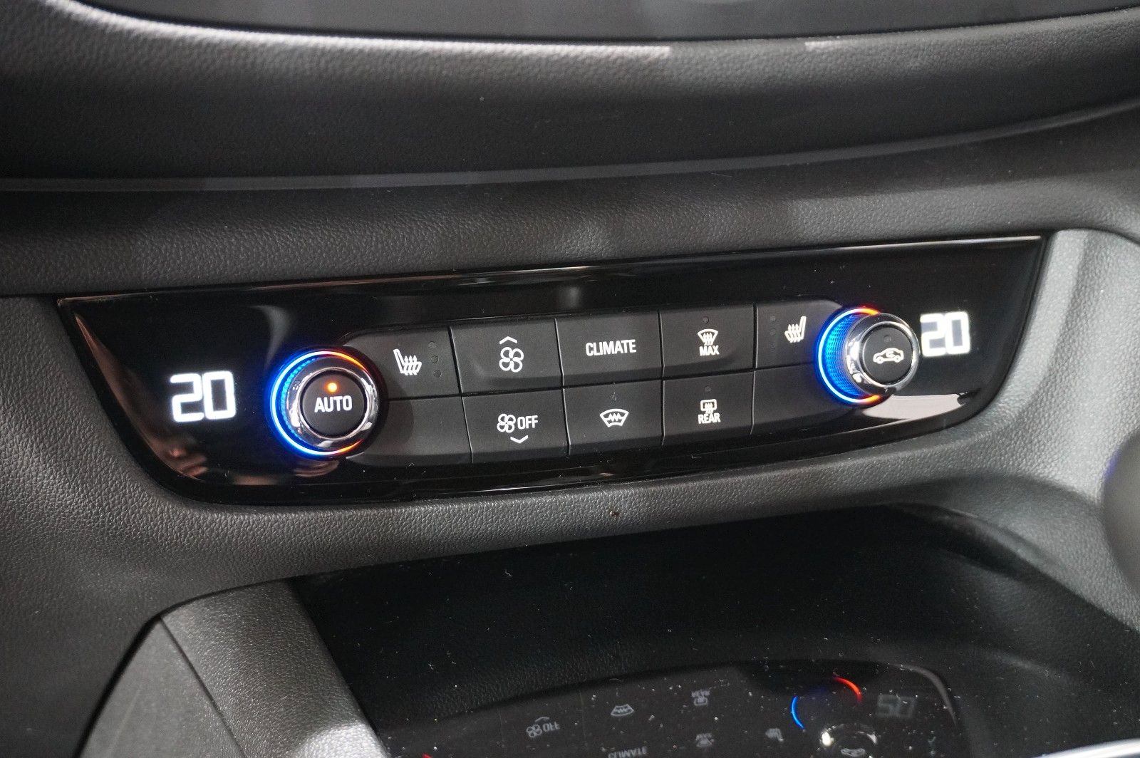 Fahrzeugabbildung Opel Insignia B ST 2.0D BUSINESS NAVI/LED/KAMERA/HUD