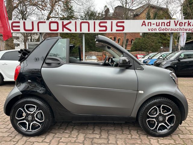 Smart fortwo cabrio 66kW DCT perfect*LEDER*SHZ*NAV*KAM