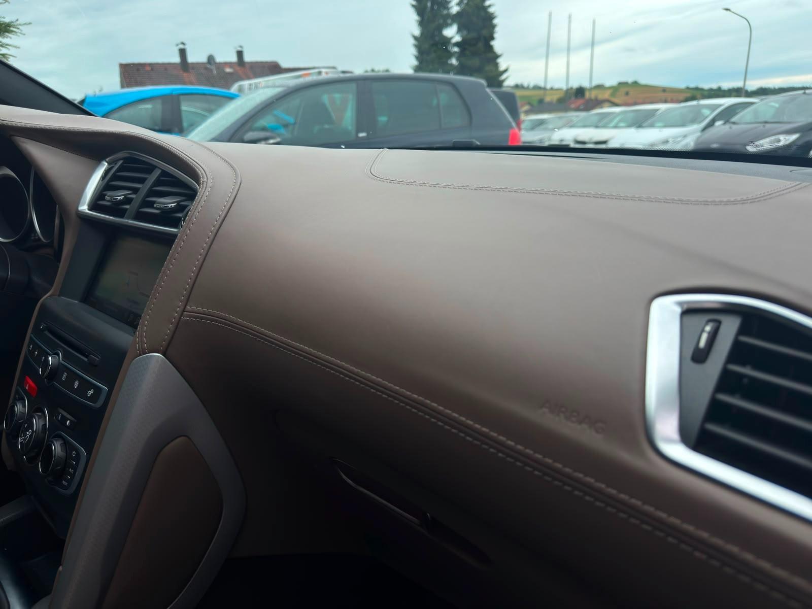 DS Automobiles DS4 1.6THP Automatik MEM MASSAGE NAVI HIFI-SOUND