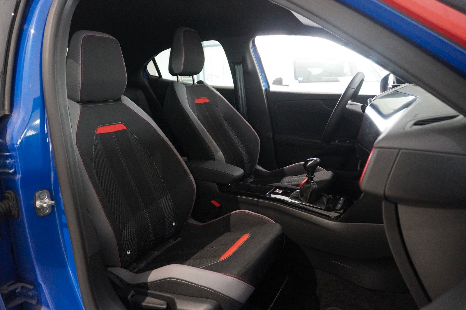 Fahrzeugabbildung Opel Mokka GS SPORT 1.2T NAVI/LED/KAMERA/SPORT/VIRT.