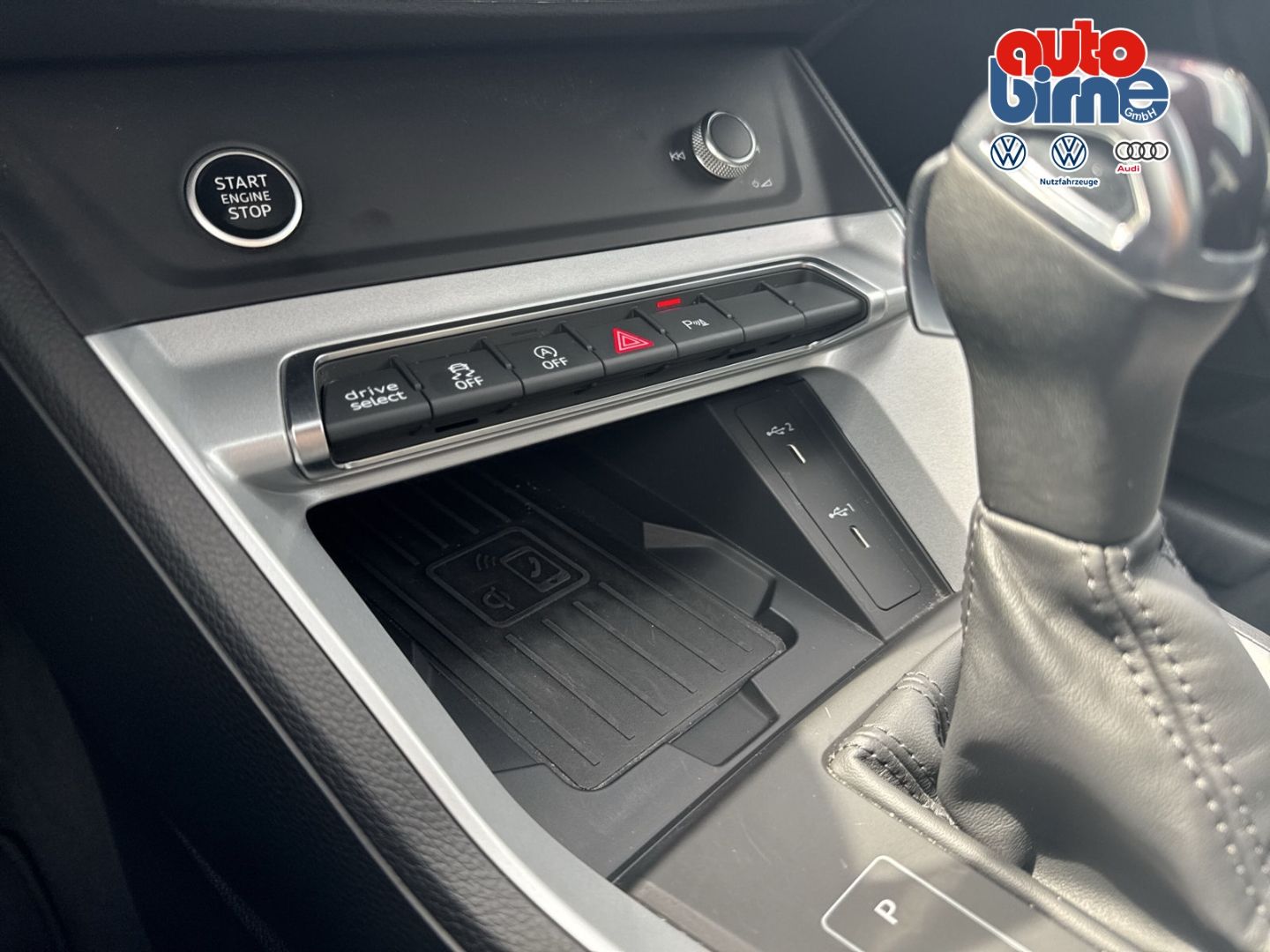 Q3 2.0 40 TFSI quattro advanced Navi Digitales C