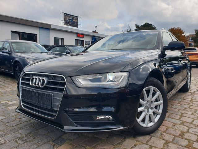 Audi A4 Avant Attraction*Navi*Automatik*AHK*Bi-Xenon*