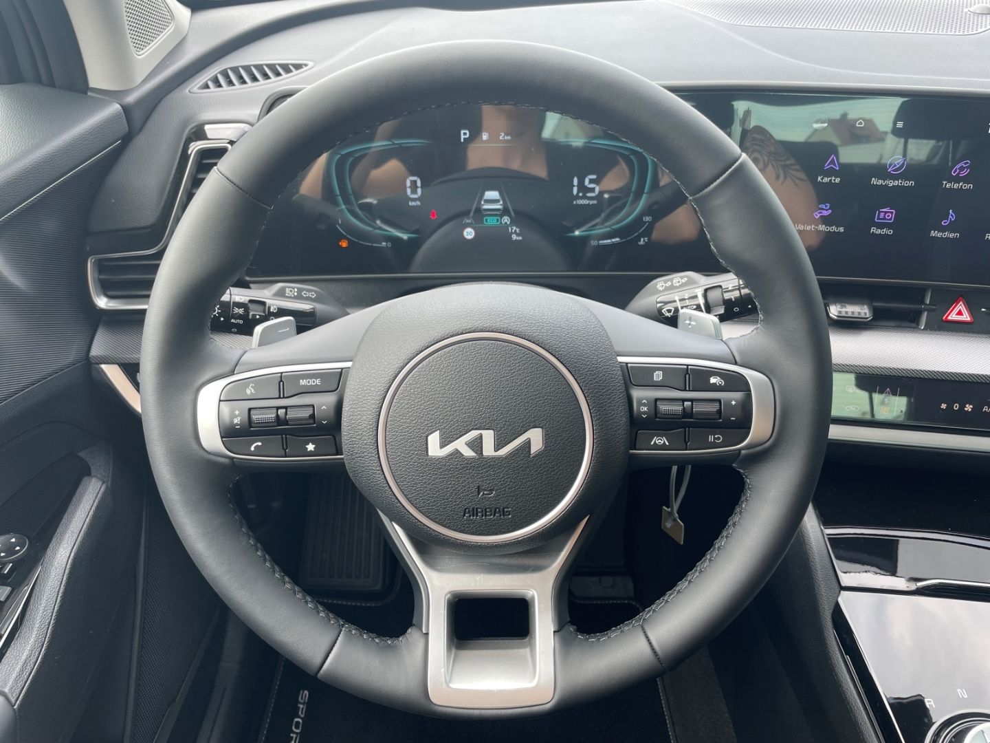 Fahrzeugabbildung Kia Sportage Vision MildHybrid LED Verkehrszeichener