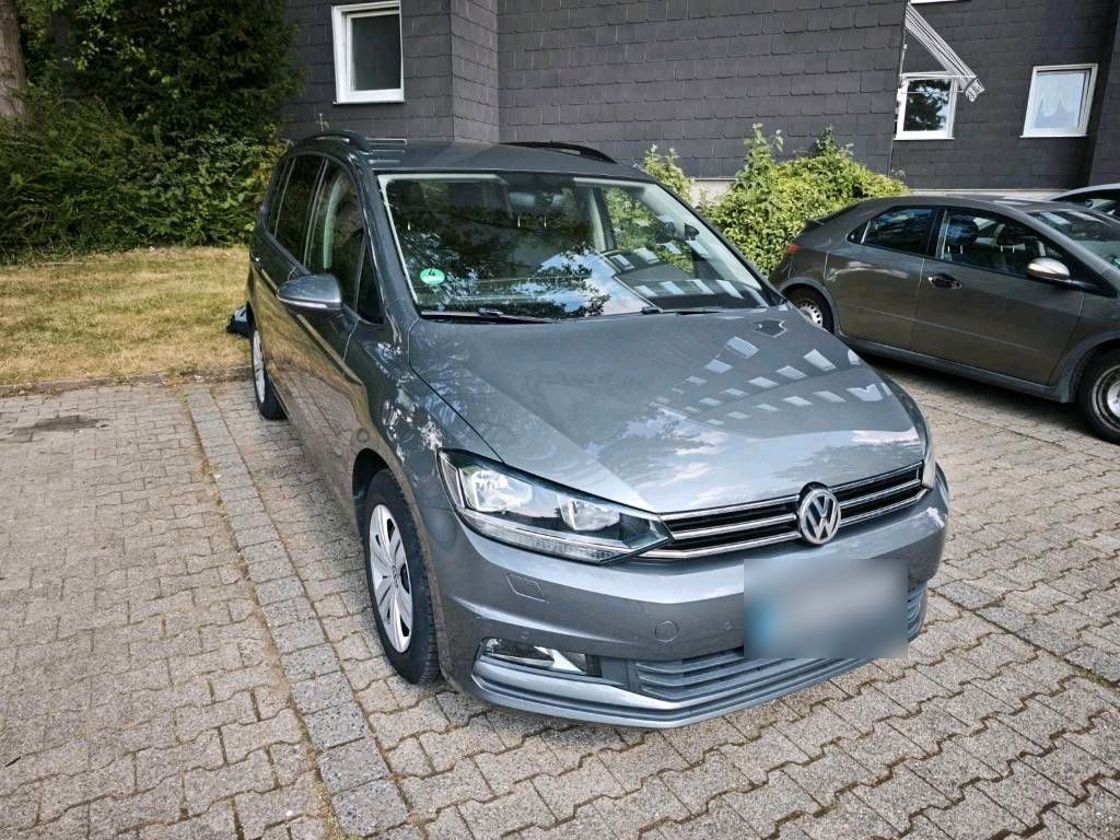 Image of Volkswagen Touran
