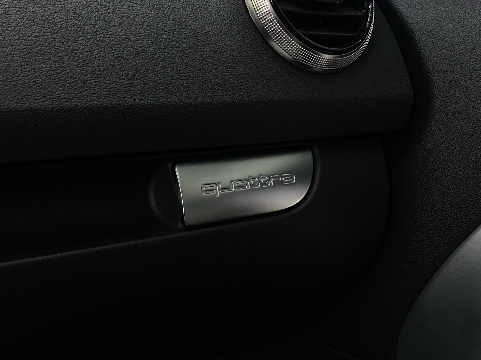 Audi S3 2.0 TFSI 265 ch BVM quattro / Alcantara-Cuir / Xénon / GPS MMI Plus / Sièges chauffants
