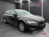 Skoda Superb Combi Active AHK Klima 2 Zonen SHZ PDC Te - Skoda Superb mit Benzin-Antrieb: Kombi, Schaltgetriebe