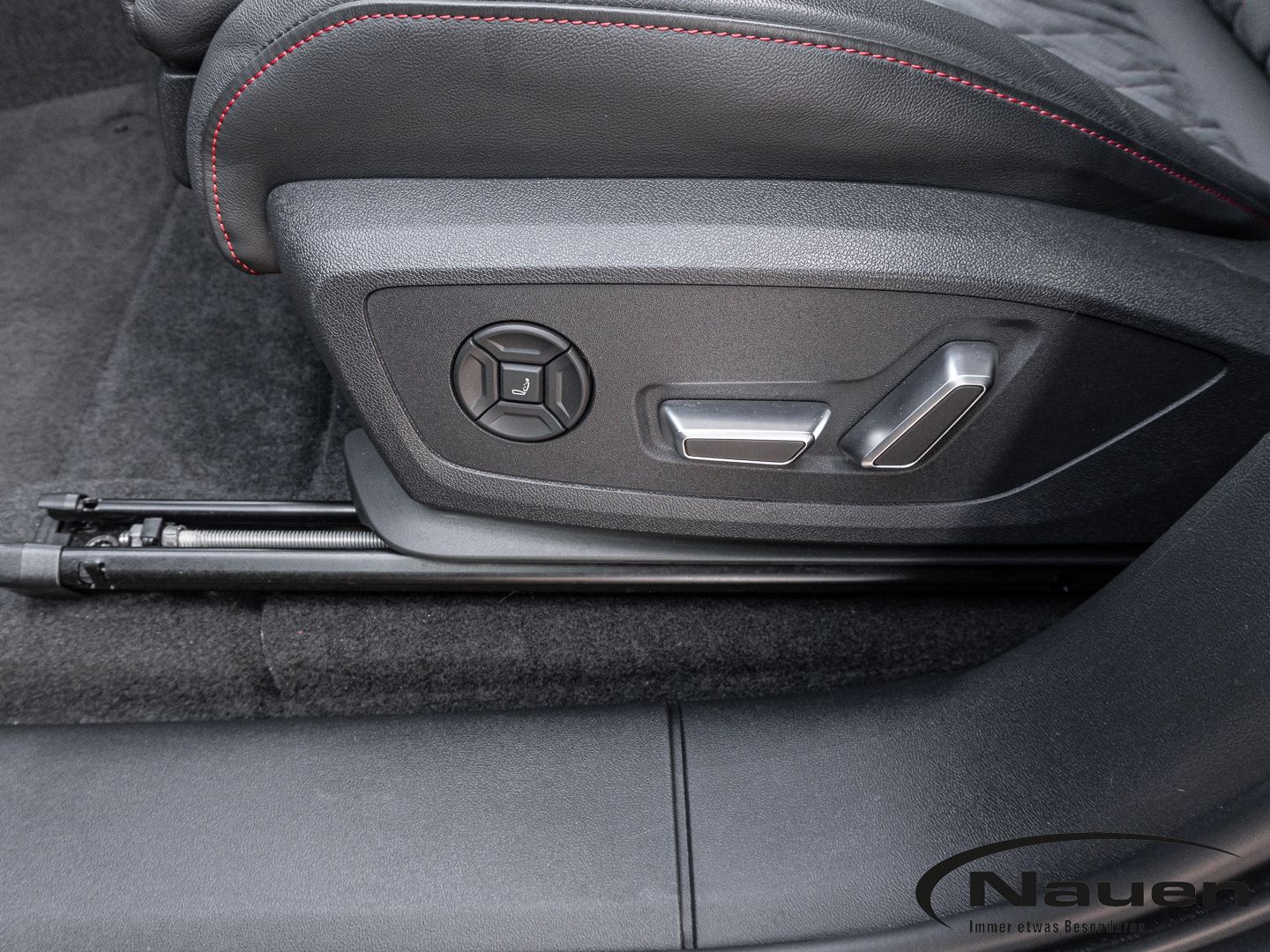 Audi Q6 e-tron - Bild 21