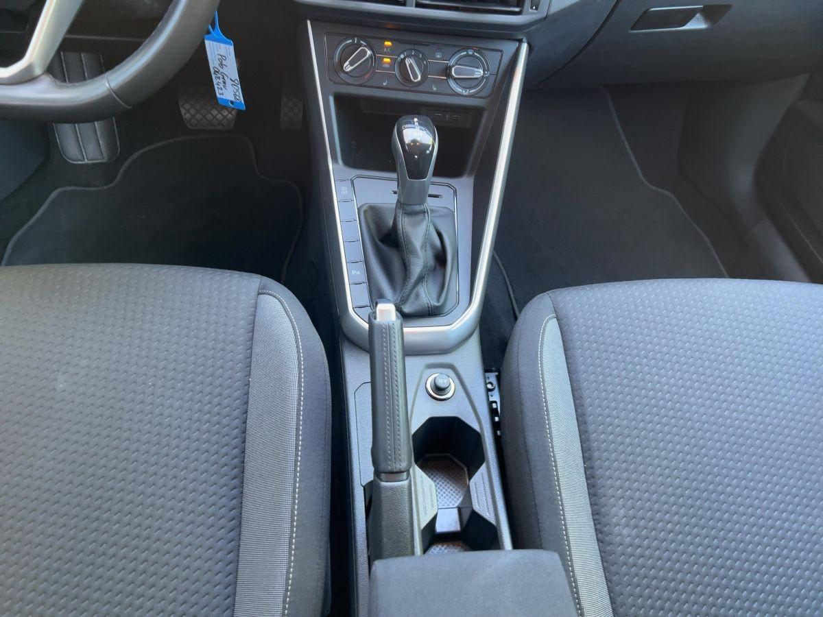 Volkswagen Polo Life 1.0 TSI DSG CarPlay Sitzheizung PDC