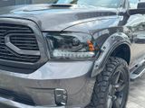 Dodge RAM 5.7 V8 HEMI SPORT Offroad NIGHT 4x4 LED - Dodge RAM aus 2022