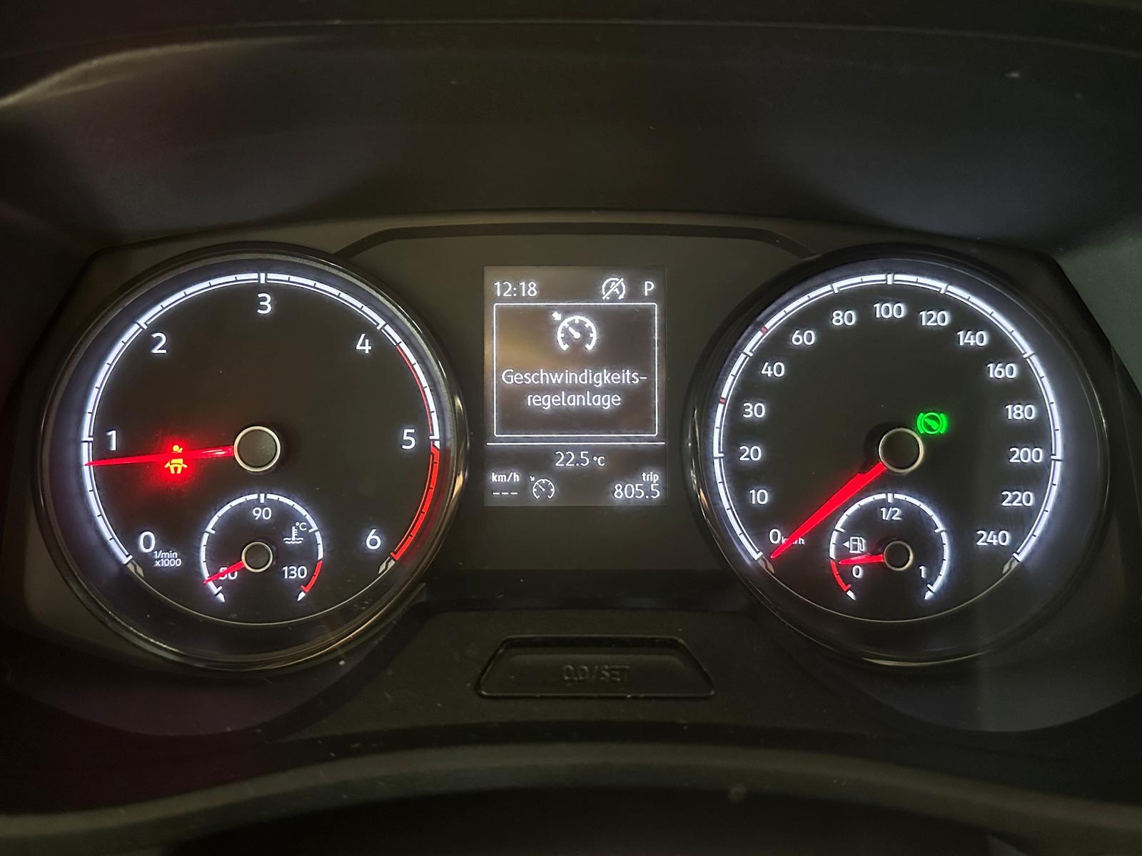 Volkswagen T6.1 DSG KURZ KLIMA STANDHEIZUNG TEMPOMAT SHZ AH